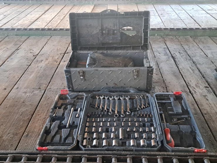 #106-•-socket-set-and-tools-image-8