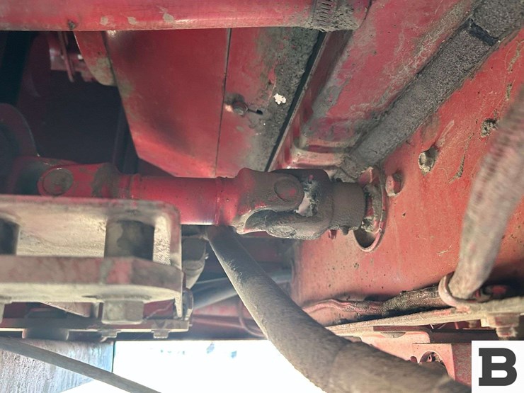 case-ih-8840-image-36