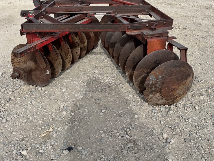 massey-ferguson-3-image-11