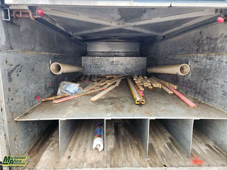 2012-chevrolet-silverado-2500hd-image-9