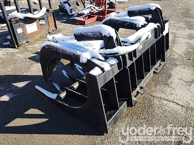 grapple-to-suit-skidsteer-image-3