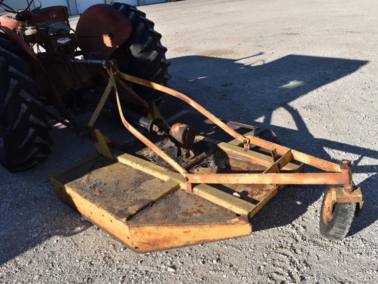 mf-65-tractor-w/-loader-and-5'-shredder-3pt-(switch-start)-(serial-#-704678-image-8