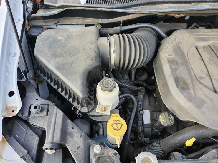 2015-dodge-grand-caravan-sxt-image-16