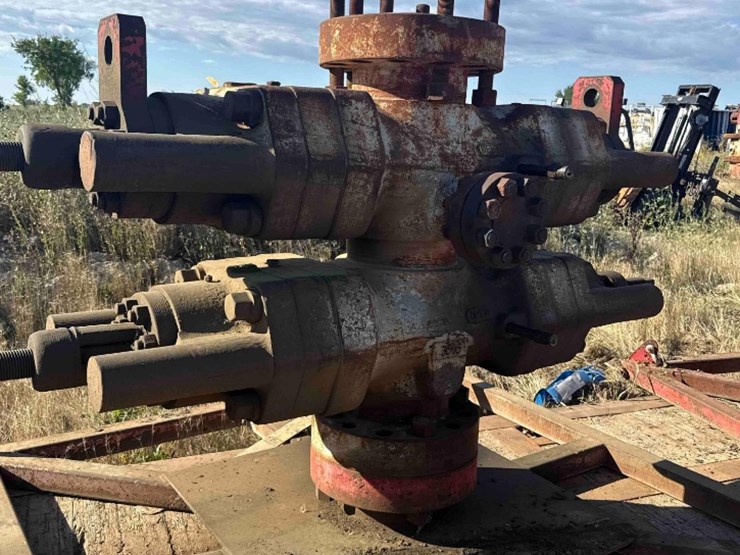 double-ram-bop-11-x-5000-image-4