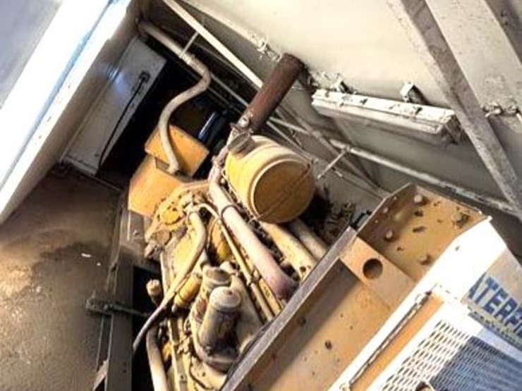 2007-caterpillar-c15-image-1