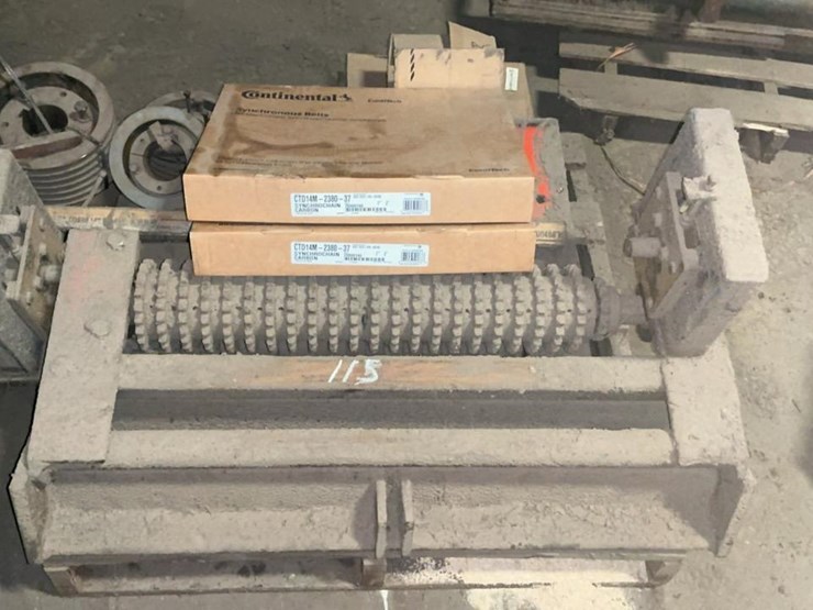 #115-•-2014-meadows-trojan-7-edger-image-38