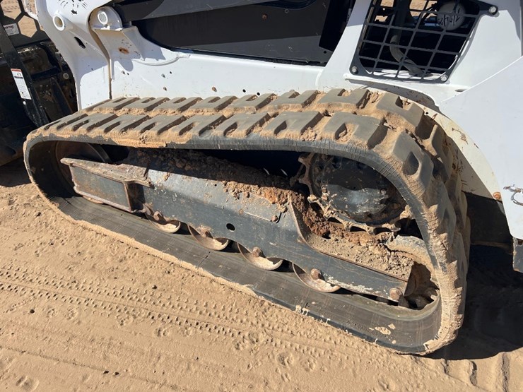 2019-bobcat-t595-image-9