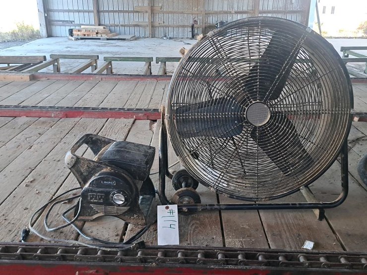 #114-•-2-electric-fans-image-1