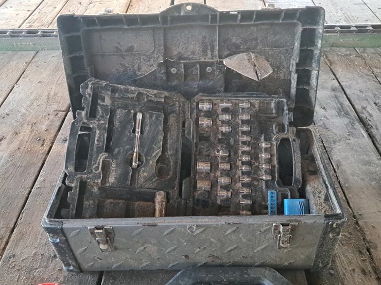 #106-•-socket-set-and-tools-image-3