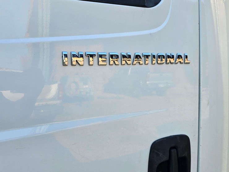 2003-international-4200-image-17