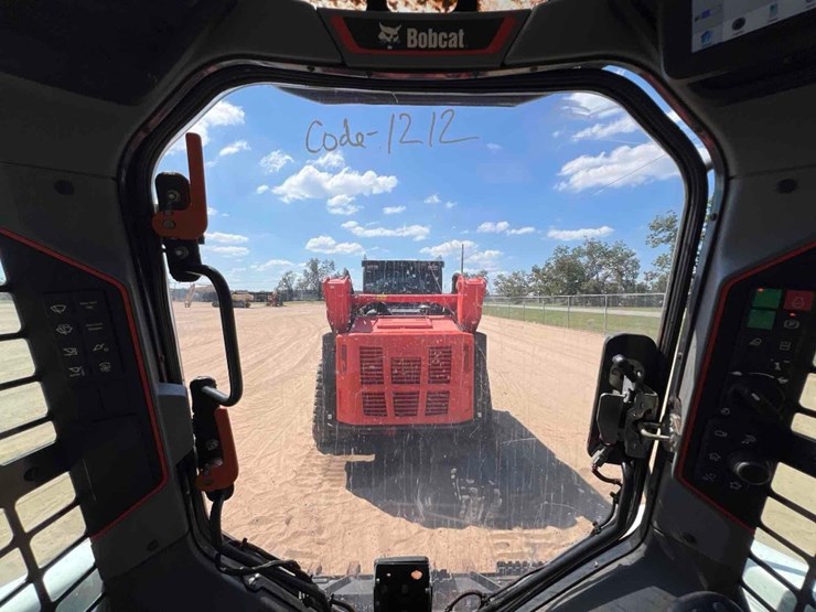 2023-bobcat-t66-image-36