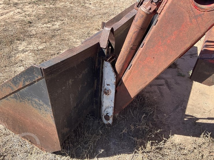 allis-chalmers-7020-image-28