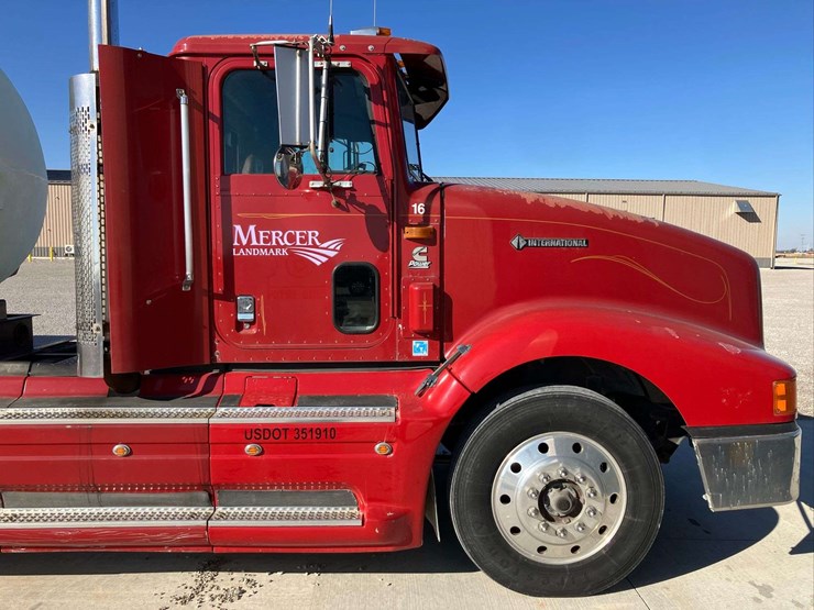 1994-international-9400-image-9