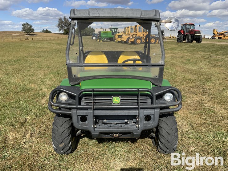 2014-john-deere-gator-image-2