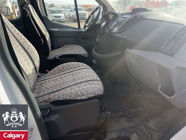 2017-ford-transit-image-15