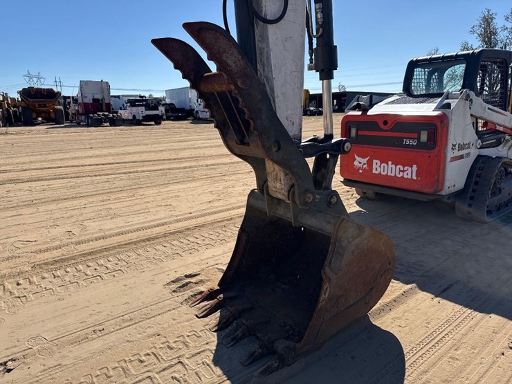 2024-bobcat-e88-image-24