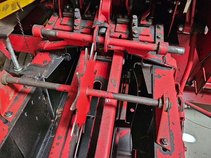 1987-new-holland-326-image-13