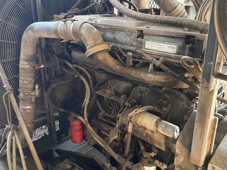 tesco-top-drive-house-w/detroit-diesel-series-60-500kw-diesel-generator-set-image-13