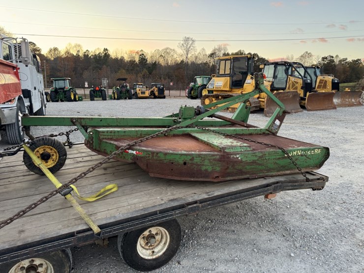 john-deere-7-image-1