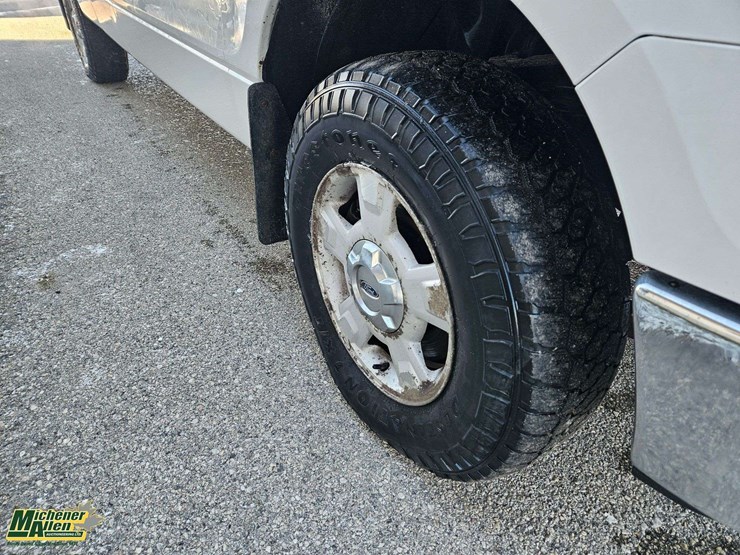 2011-ford-f150-image-12