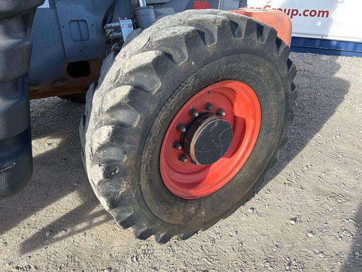 2018-skyjack-sj1056th-image-25