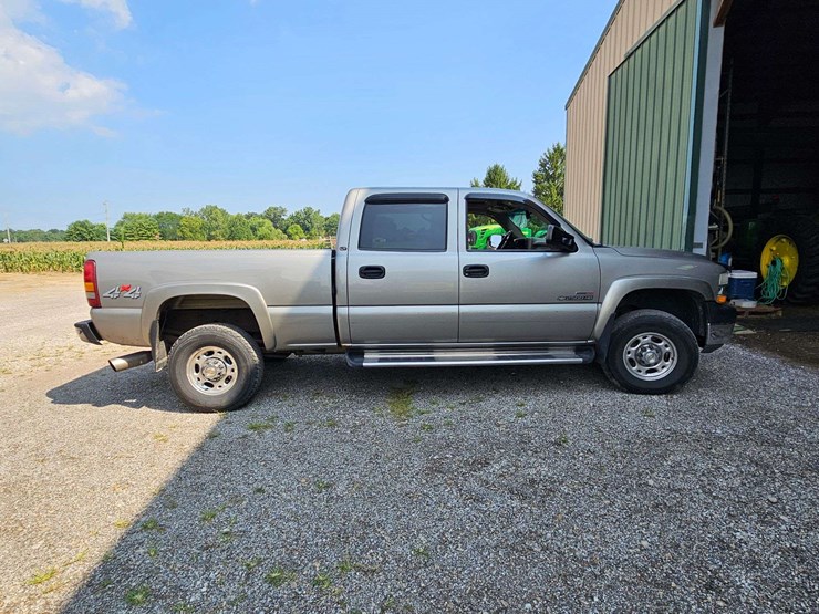 2002-chevrolet-2500hd-image-4