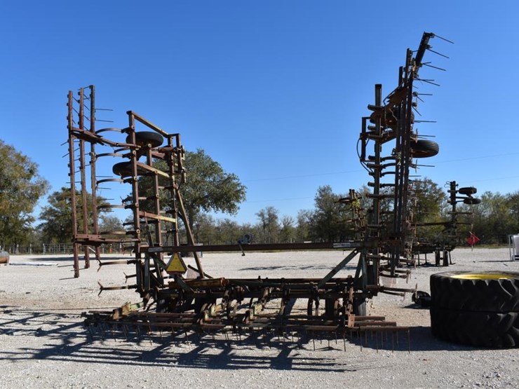 john-deere-1010-image-4