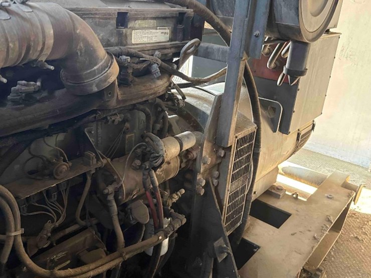 tesco-top-drive-house-w/detroit-diesel-series-60-500kw-diesel-generator-set-image-15