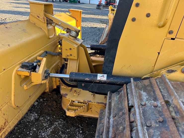 caterpillar-d5k2-image-27