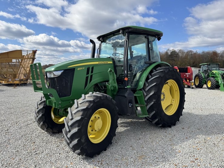 john-deere-6120e-image-1