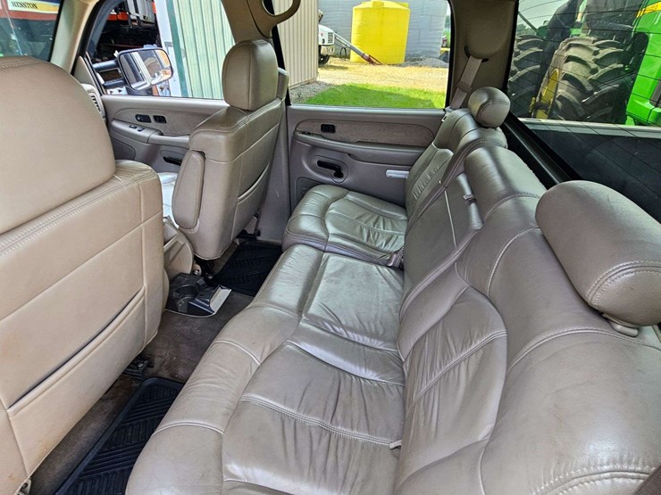 2002-chevrolet-2500hd-image-24