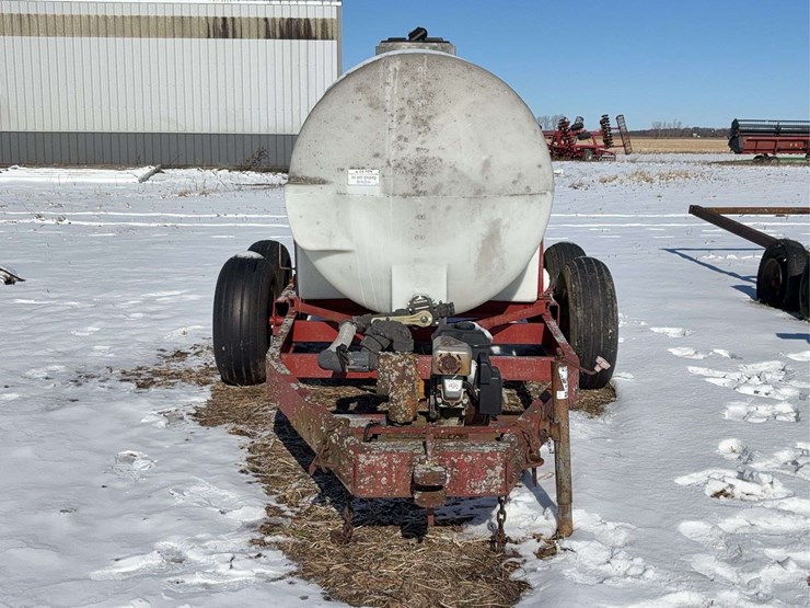 1000-gallon-poly-fertilizer-tank-image-2