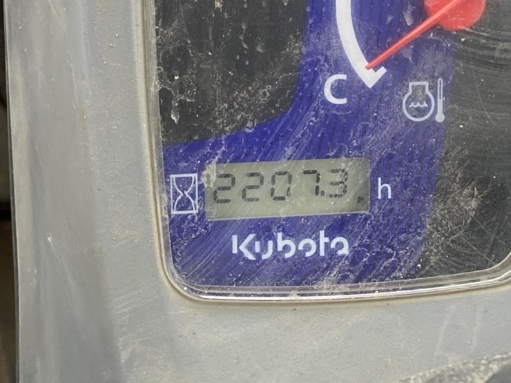 kubota-svl75-image-16