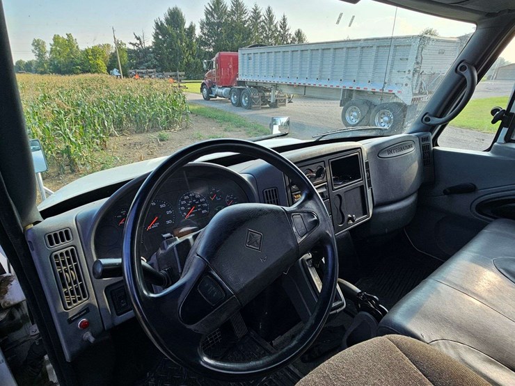 2003-international-4200-image-34