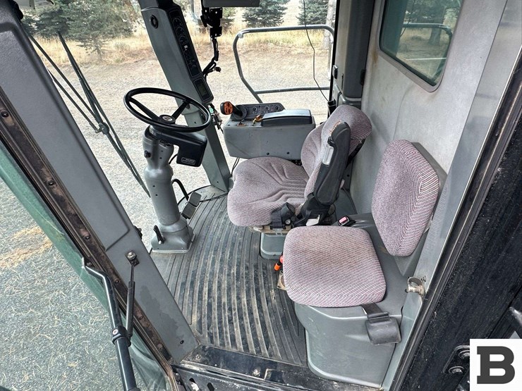 2008-gleaner-r75-image-71