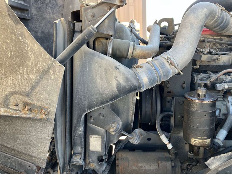 1994-international-9400-image-59