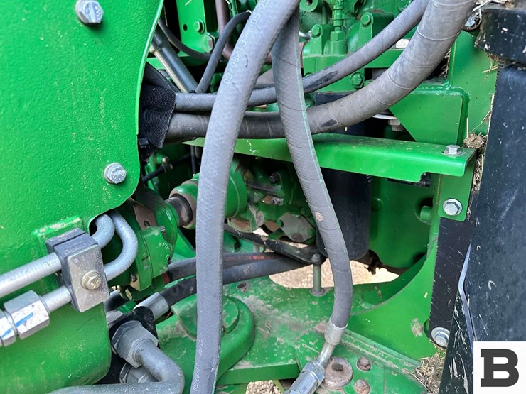 2014-john-deere-9460r-image-60