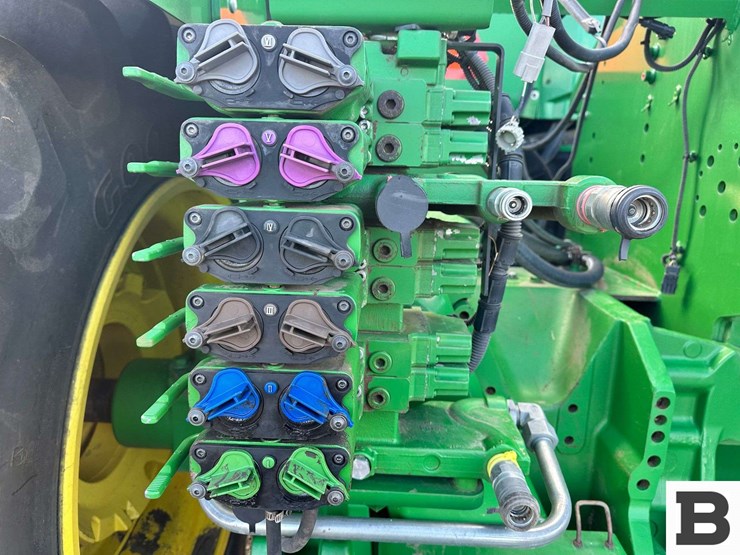 2014-john-deere-9460r-image-44