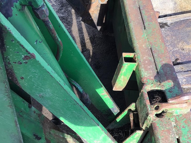 1983-john-deere-4450-image-11