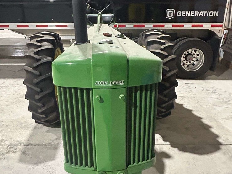 john-deere-70-image-10