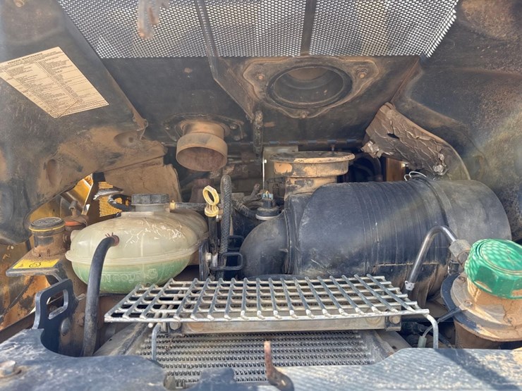 2017-deere-333g-image-19