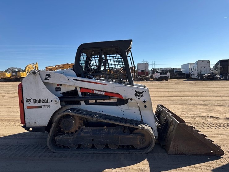 2015-bobcat-t550-image-5