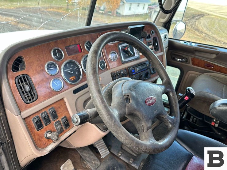 2008-peterbilt-386-image-84