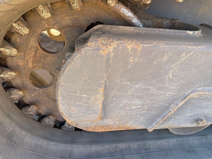 2019-takeuchi-tl12v2-image-11