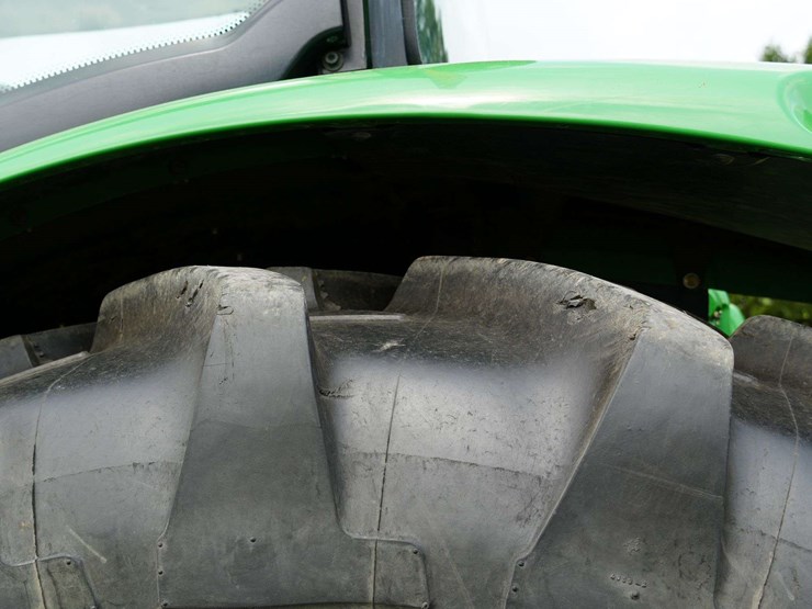 john-deere-6125r-image-35