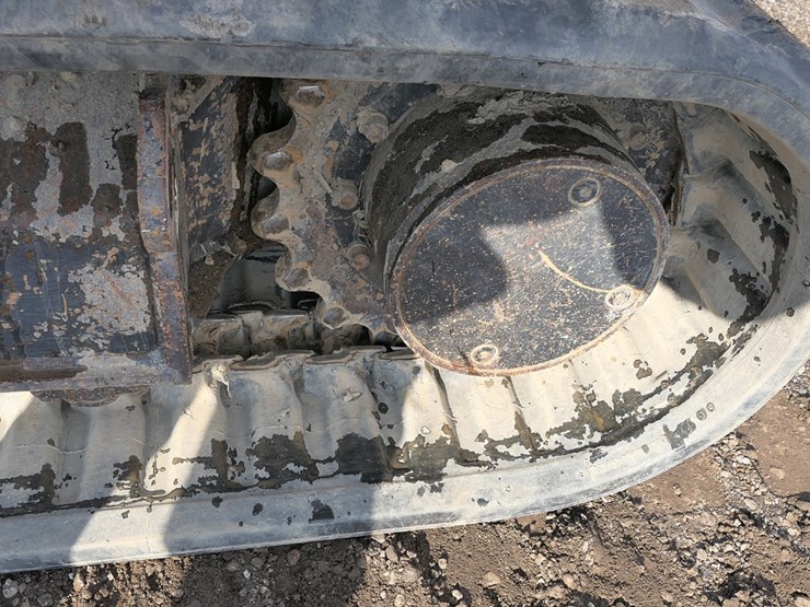 2017-kubota-kx080-image-21