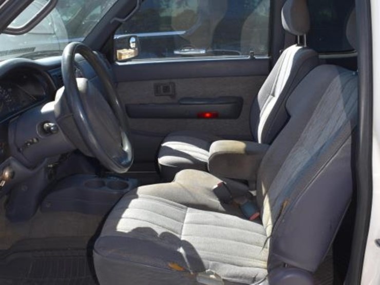 1999-toyota-tacoma-image-5