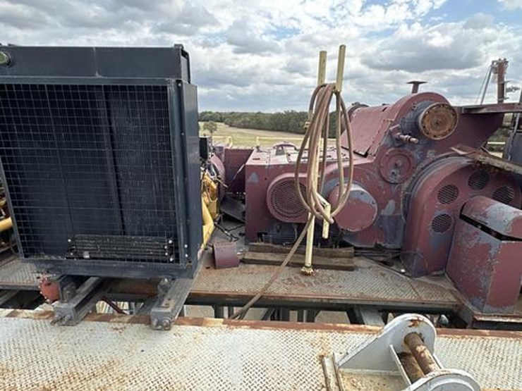 2011-caterpillar-3512-image-9