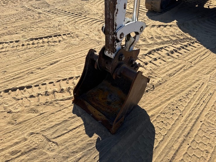 2004-bobcat-331g-image-21