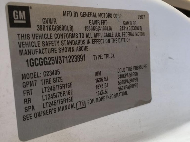 2007-chevrolet-express-2500-image-22